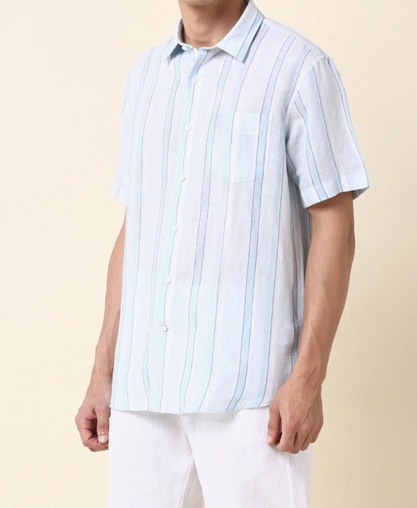 NA Vertical Striped Tailored Fit Shirt