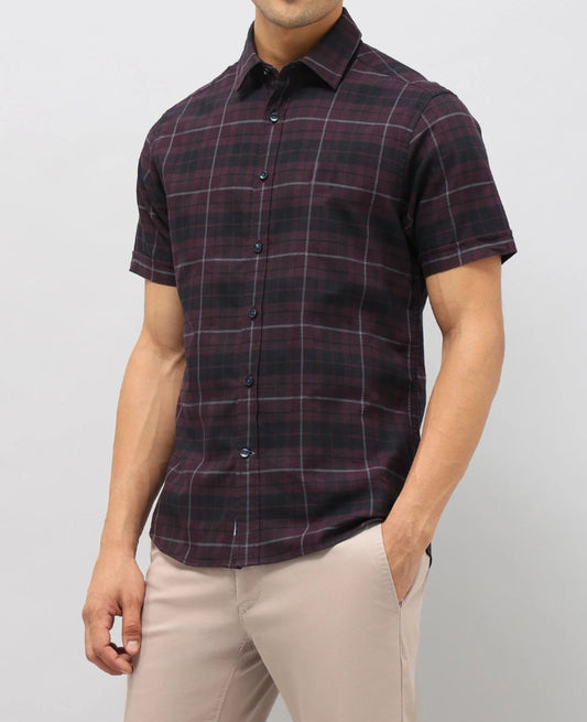 Vertical Striped Tailored Fit Shirt